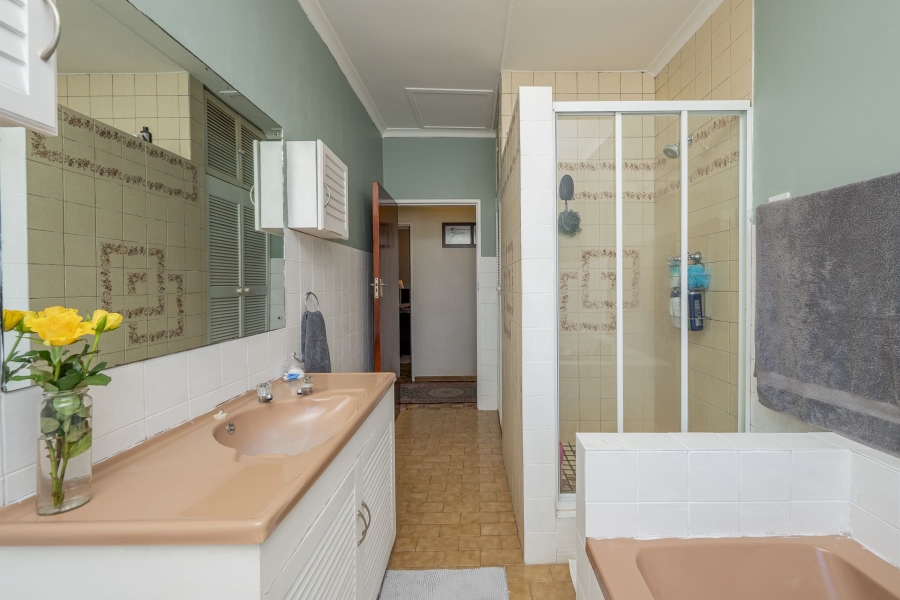 3 Bedroom Property for Sale in Protea Heights Western Cape